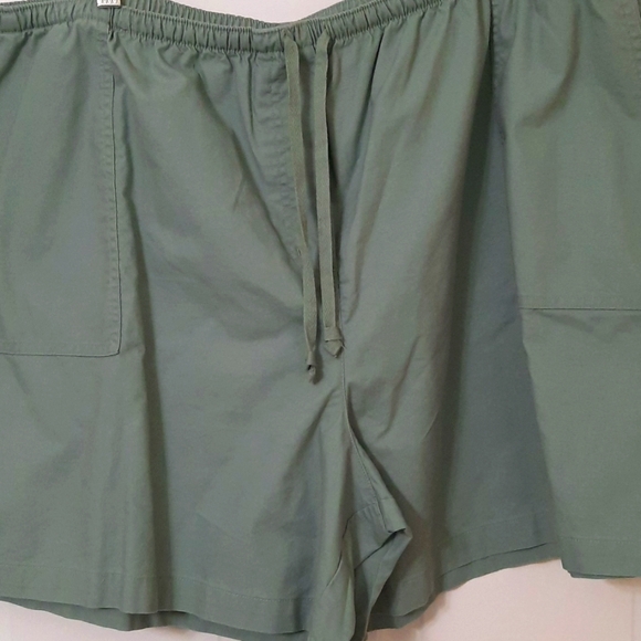 NWT L.L.BEAN FADED SAGE SUNWASHED CANVAS W'S PLUS SHORT PANTS SZ 3W - Picture 3 of 12